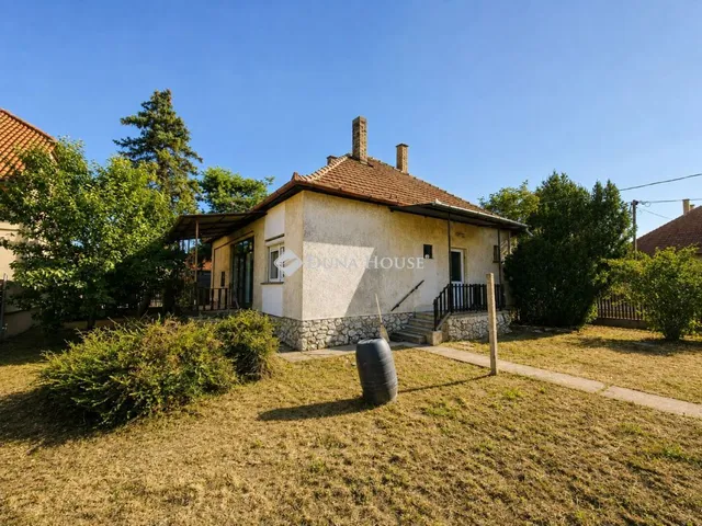 Eladó ház Bátaszék, József Attila utca 92 nm
