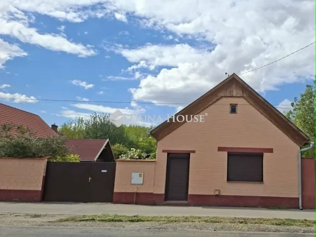 Eladó ház Bácsbokod 86 nm