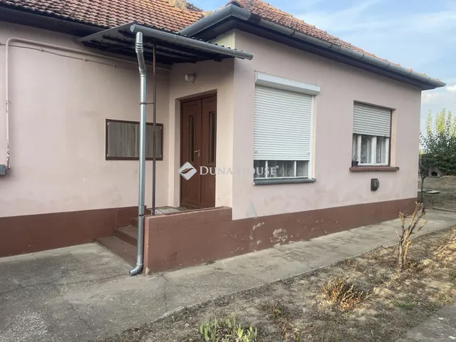 Eladó ház Csátalja, Jókai Mór utca 120 nm