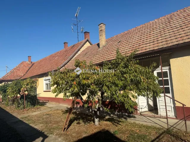 Eladó ház Sükösd 170 nm