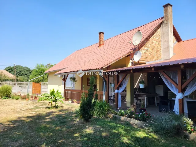 Eladó ház Dávod, Rákóczi Ferenc utca 110 nm