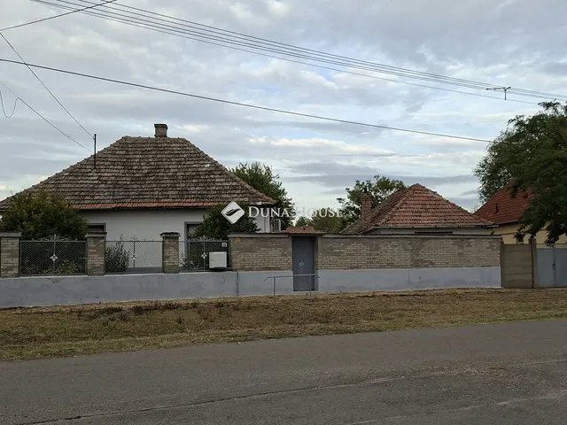 Eladó ház Madaras 121 nm