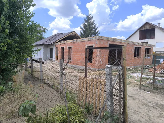 Eladó ház Őrbottyán 120 nm