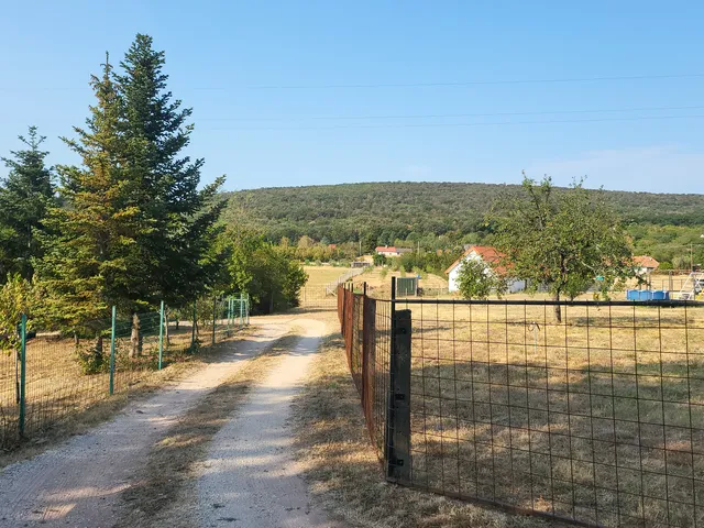 Eladó telek Alsóörs 925 nm