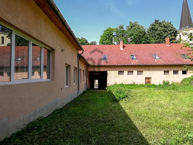 Eladó kereskedelmi és ipari ingatlan Dömös 1348 nm