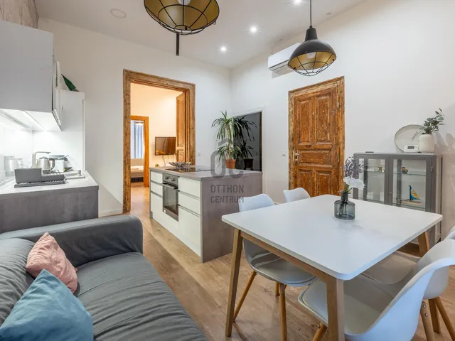 Eladó lakás Budapest VI. kerület 110 nm