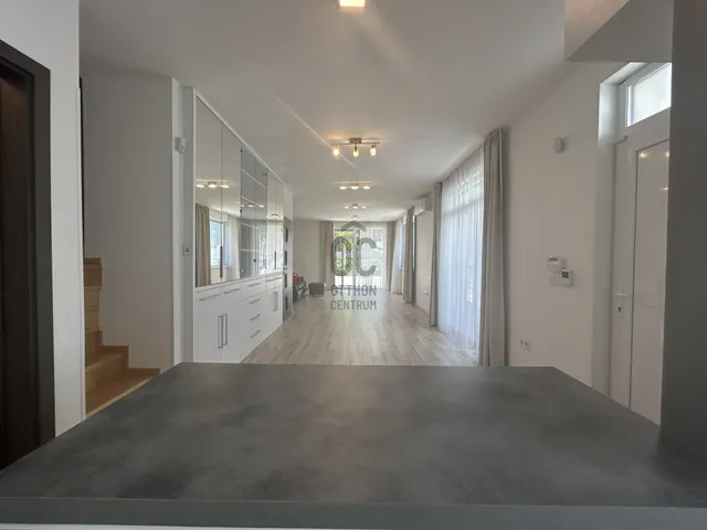 Eladó lakás Budapest III. kerület, Testvérhegy 124 nm