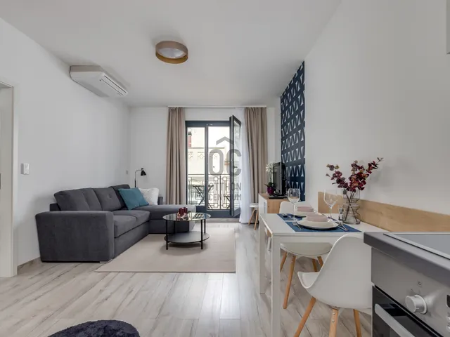 Eladó lakás Budapest VI. kerület 41 nm