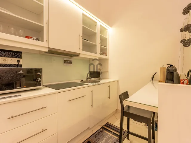 Eladó lakás Budapest VI. kerület, Andrássy út 99 nm