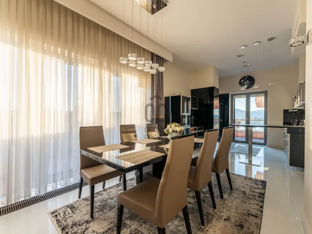 Eladó lakás Budapest XIII. kerület, Meder utca 117 nm