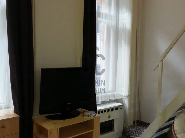 Eladó lakás Budapest VI. kerület, Izabella utca 30 nm