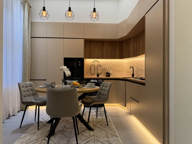 Eladó lakás Budapest VI. kerület, Izabella utca 59 nm