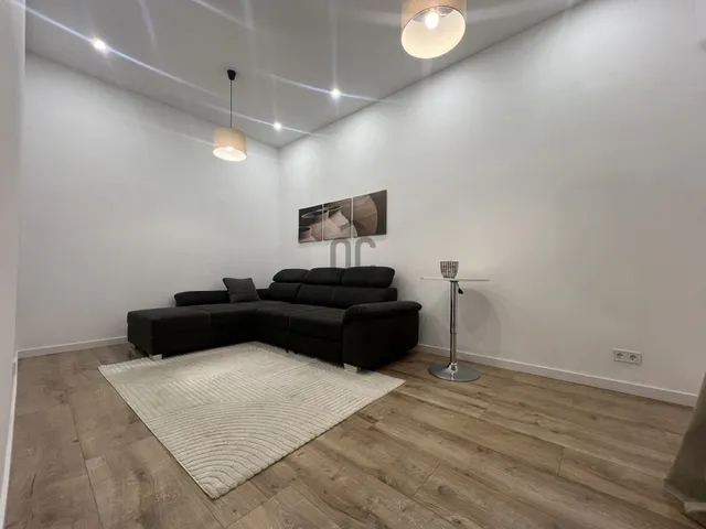 Eladó lakás Budapest VI. kerület, Diplomatanegyed 32 nm