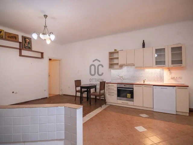 Eladó lakás Budapest VI. kerület, Székely Bertalan utca 56 nm