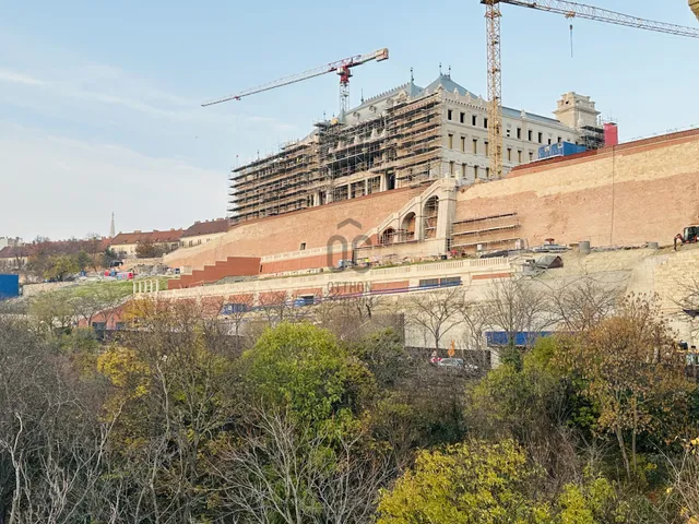 Eladó lakás Budapest I. kerület 78 nm