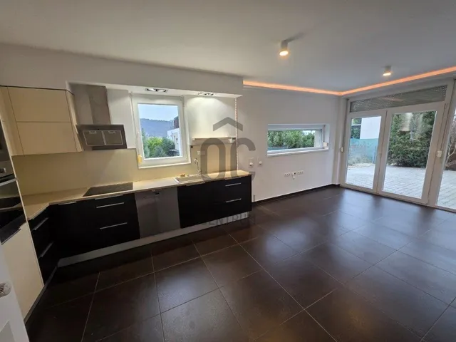 Kiadó lakás Budapest III. kerület, Aranyhegy 95 nm