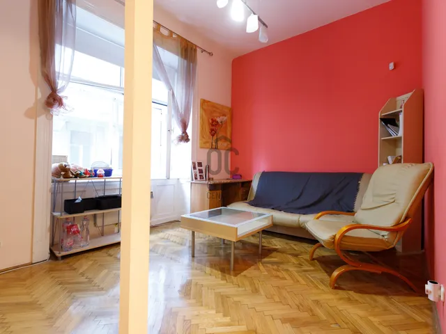 Eladó lakás Budapest V. kerület, Belváros, Veres Pálné utca 71 nm