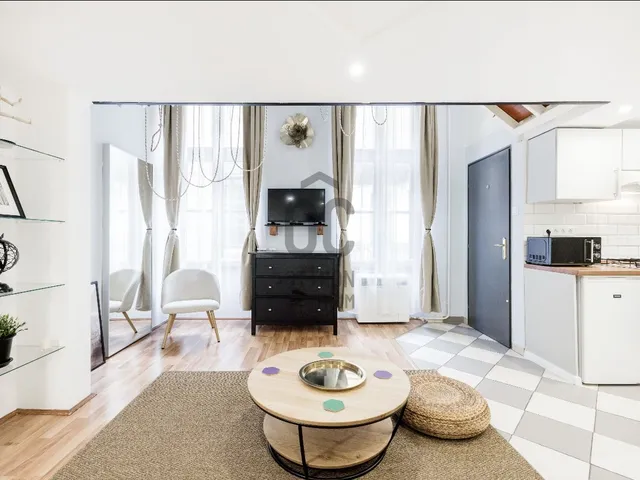 Eladó lakás Budapest VI. kerület 35 nm