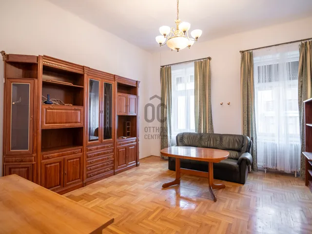 Eladó lakás Budapest VI. kerület 85 nm