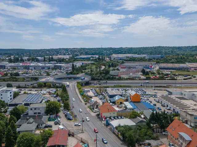 Kiadó kereskedelmi és ipari ingatlan Budaörs