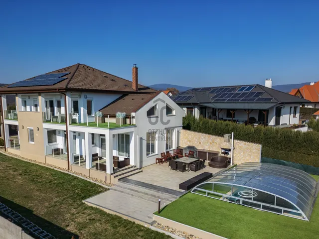 Eladó ház Csobánka 195 nm