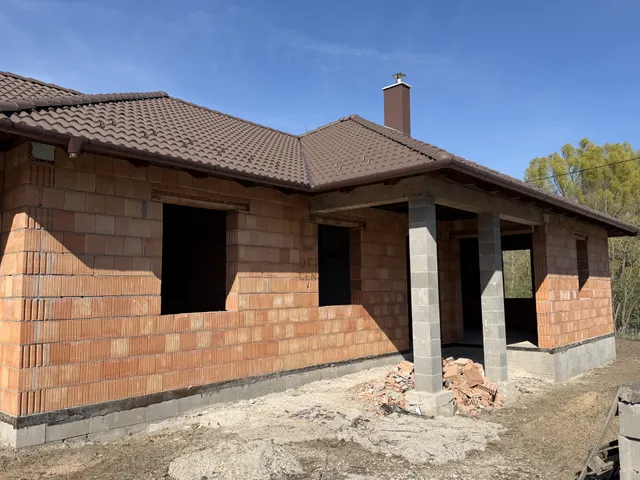 Eladó ház Pákozd 180 nm