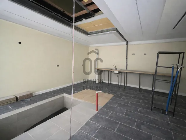 Eladó kereskedelmi és ipari ingatlan Budapest VIII. kerület, Palotanegyed 142 nm