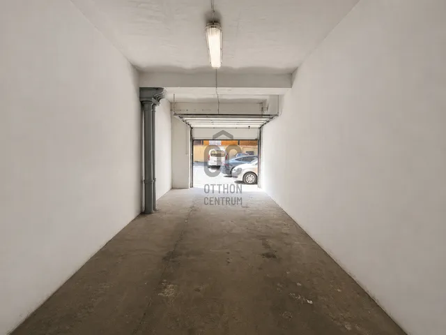 Eladó garázs Budapest VI. kerület, Eötvös utca 31 nm