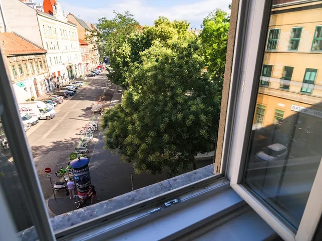 Eladó lakás Budapest VII. kerület, Belső-Erzsébetváros, Klauzál tér 82 nm
