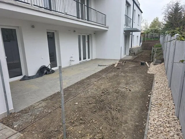 Eladó lakás Érd, Kutyavár 164 nm