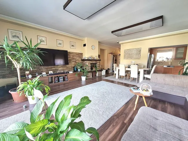 Eladó ház Érd 200 nm