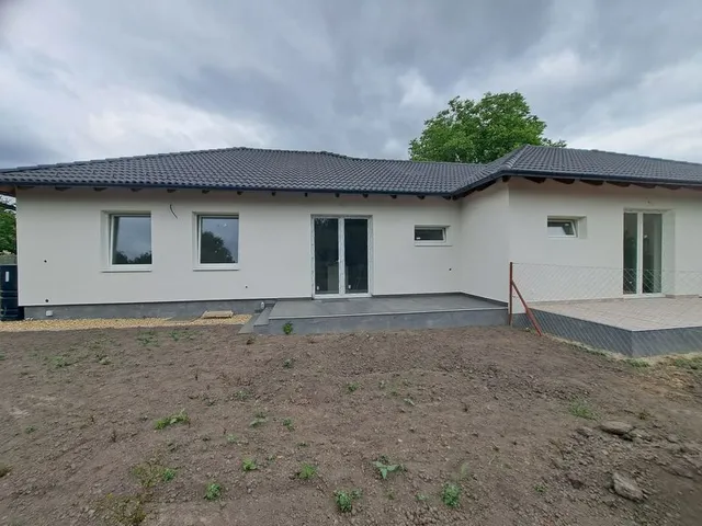Eladó ház Százhalombatta 86 nm