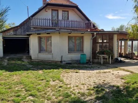 Eladó ház Tárnok 200 nm