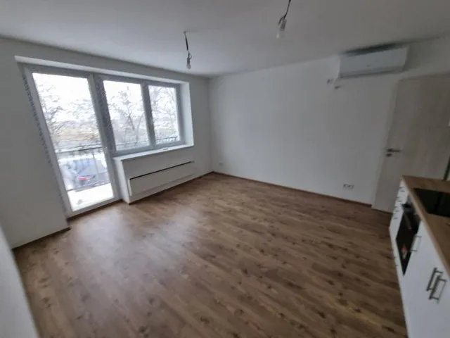 Eladó lakás Besnyő 56 nm