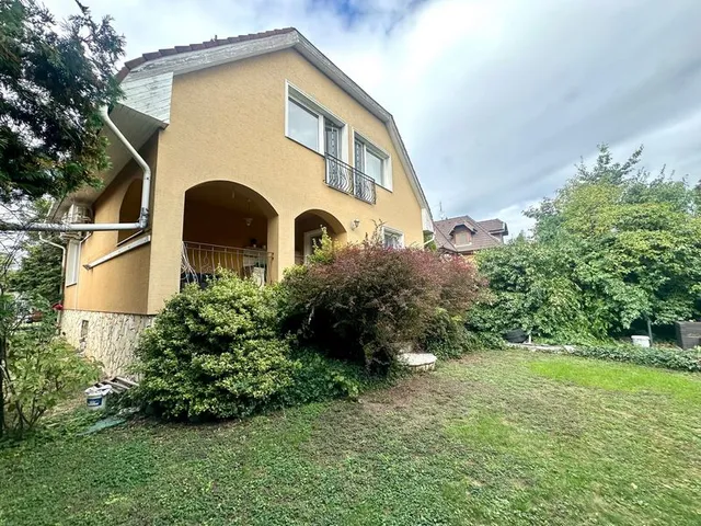 Eladó ház Érd 246 nm