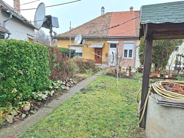 Eladó lakás Biatorbágy 48 nm