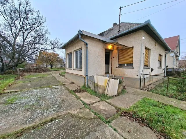 Eladó ház Ercsi 70 nm