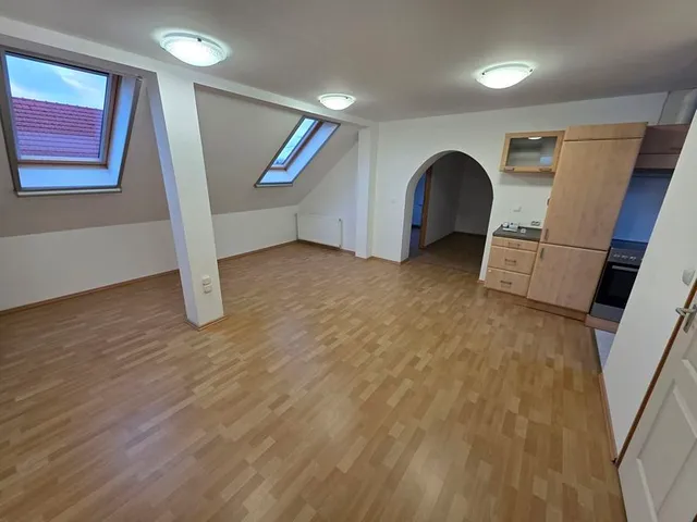 Kiadó lakás Érd 75 nm