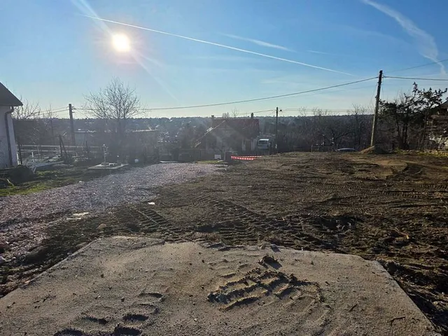 Eladó telek Érd 975 nm