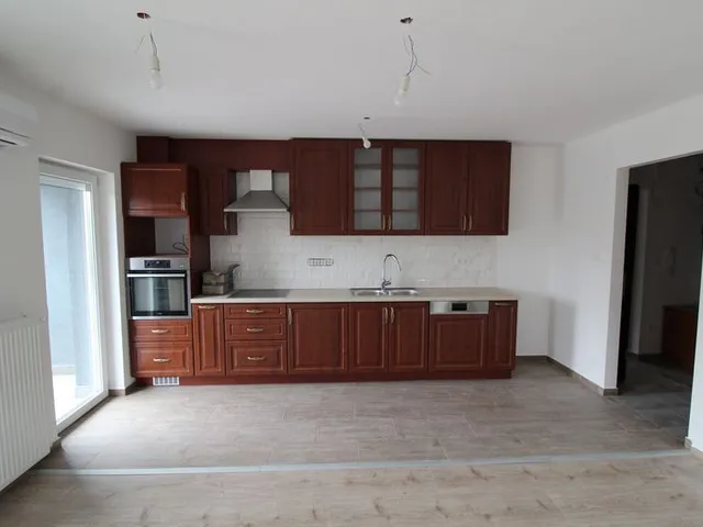 Eladó lakás Érd 75 nm