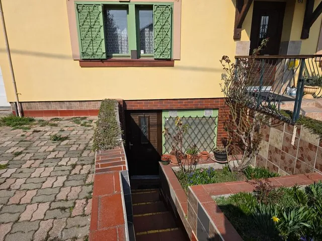 Eladó ház Érd 163 nm