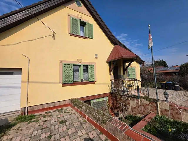 Eladó ház Érd 163 nm