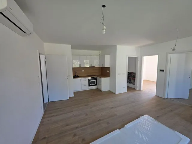 Eladó lakás Érd 64 nm