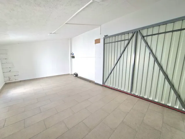 Eladó garázs Biatorbágy 26 nm