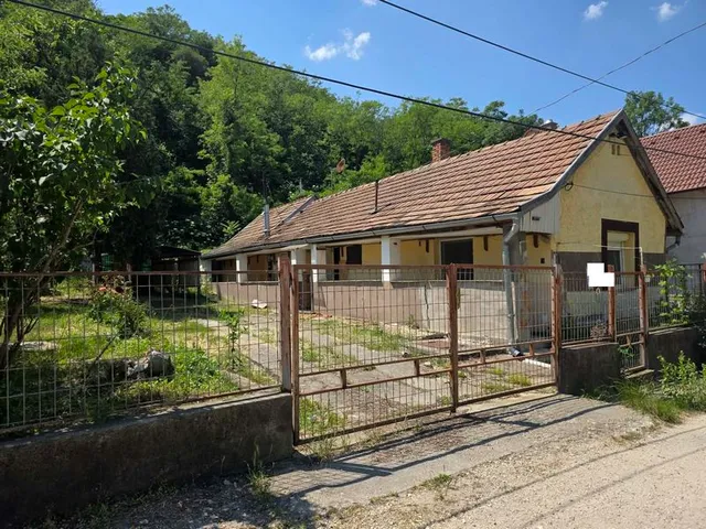 Eladó telek Érd 552 nm