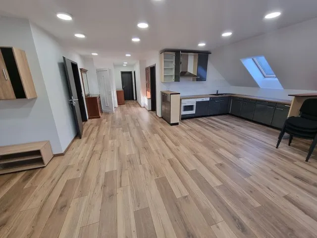 Kiadó lakás Érd 85 nm