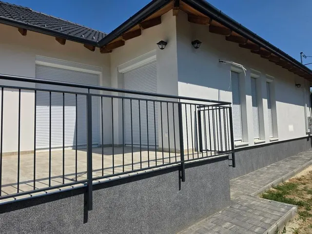 Eladó ház Százhalombatta 80 nm