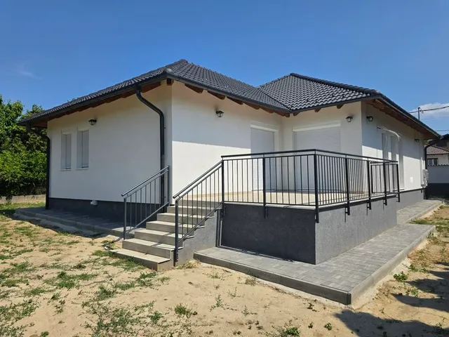 Eladó ház Százhalombatta 80 nm