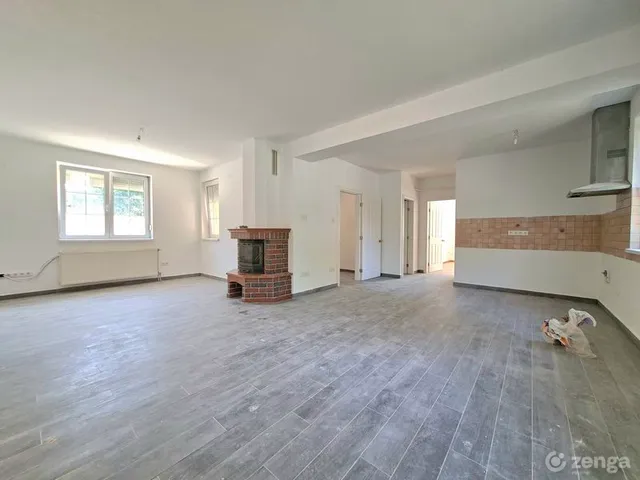 Eladó lakás Százhalombatta 90 nm
