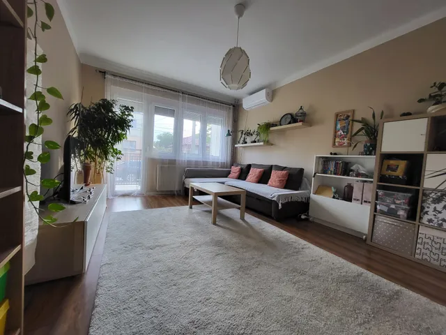 Eladó ház Budapest XVIII. kerület, Újpéteritelep 110 nm